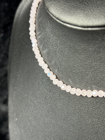 Collier fantaisie Rose pâle