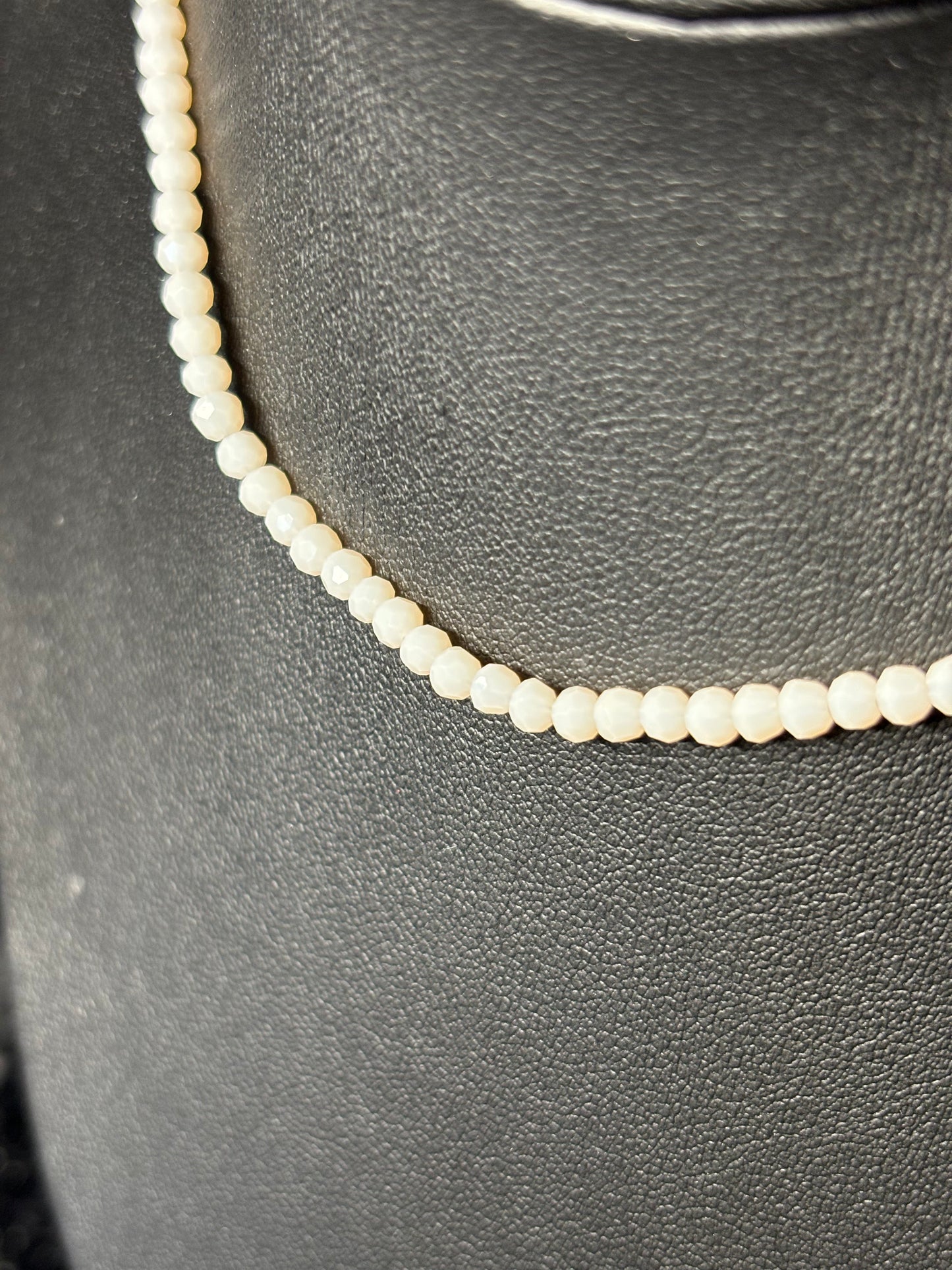 Collier fantaisie Crème